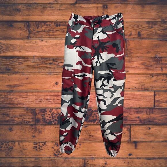 5 for $25🔥Red Camouflage Jogger Pants Small - Picture 1 of 5